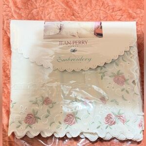 Jean Perry Paris Rubino Embroidery Euro Cushion Covers Set of 2  Roses